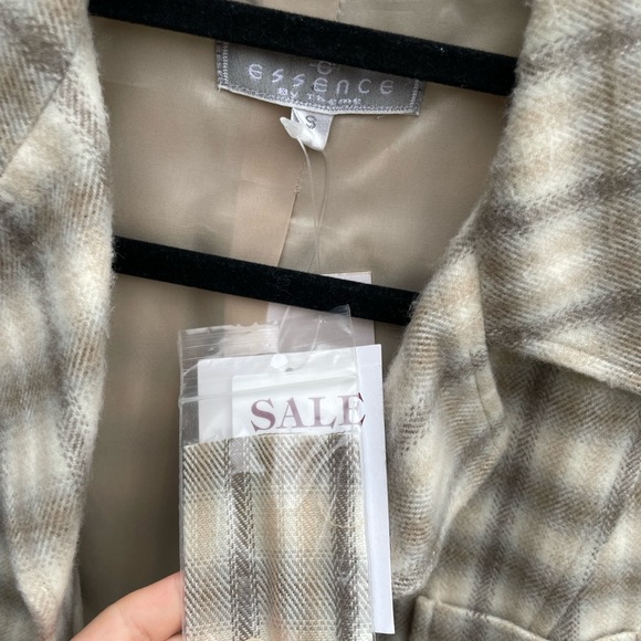 Cropped Jacket - Picture 6 of 7